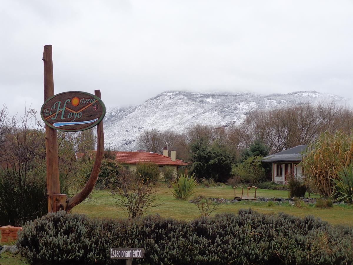 Hosteria El Hoyo Hoyo de Epuyén Exteriör bild